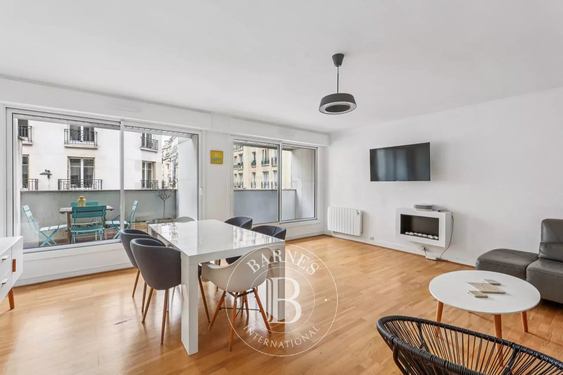 Apartment in Gros Caillou, Paris 7e Arrondissement, Paris 2 - 16766380