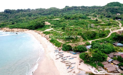 Terreno en Nusa Tenggara Oriental, Indonesia 1
