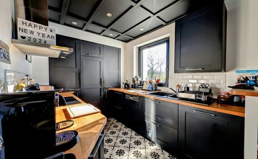 Castle for Sale in Auray, Brittany, France