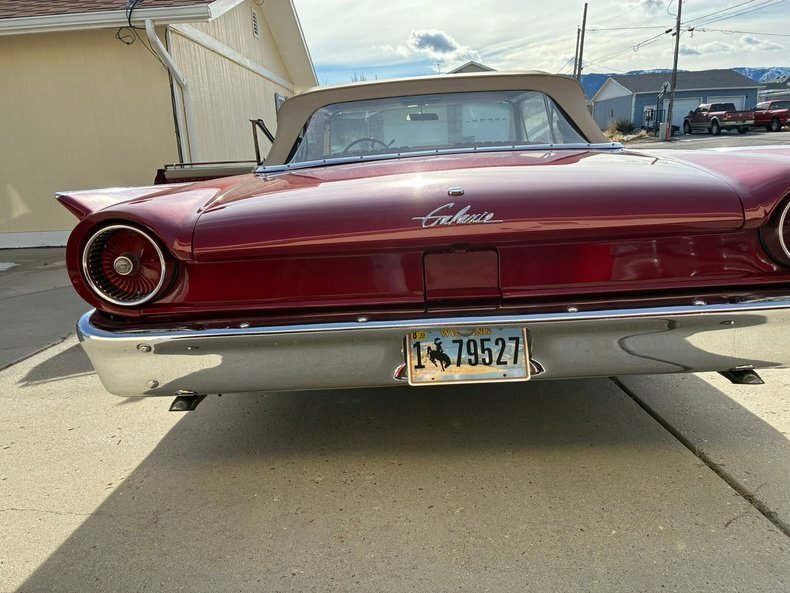 Cabriolet in Glendale, United States 5 - 16681903