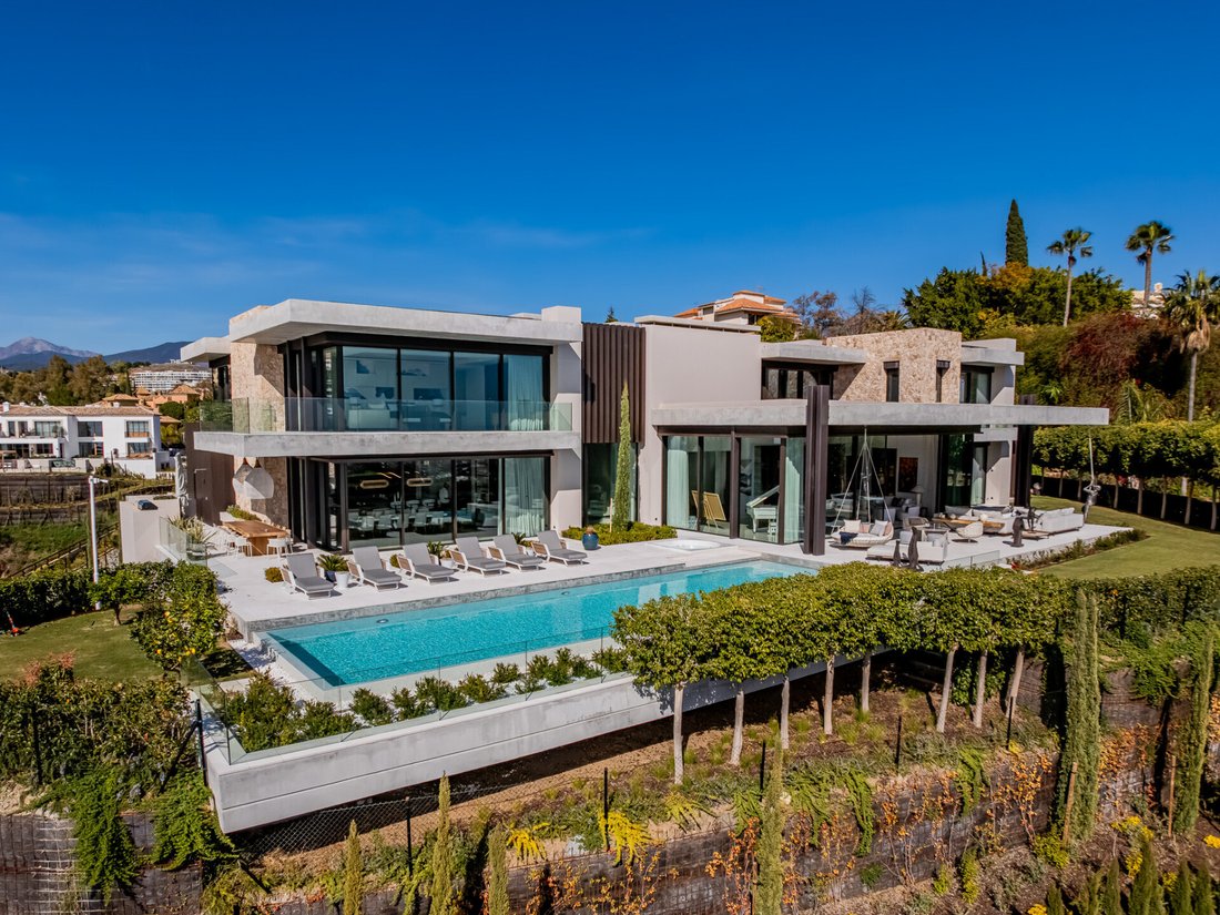 Villa in Marbella, Andalusia, Spain 2 - 16769733