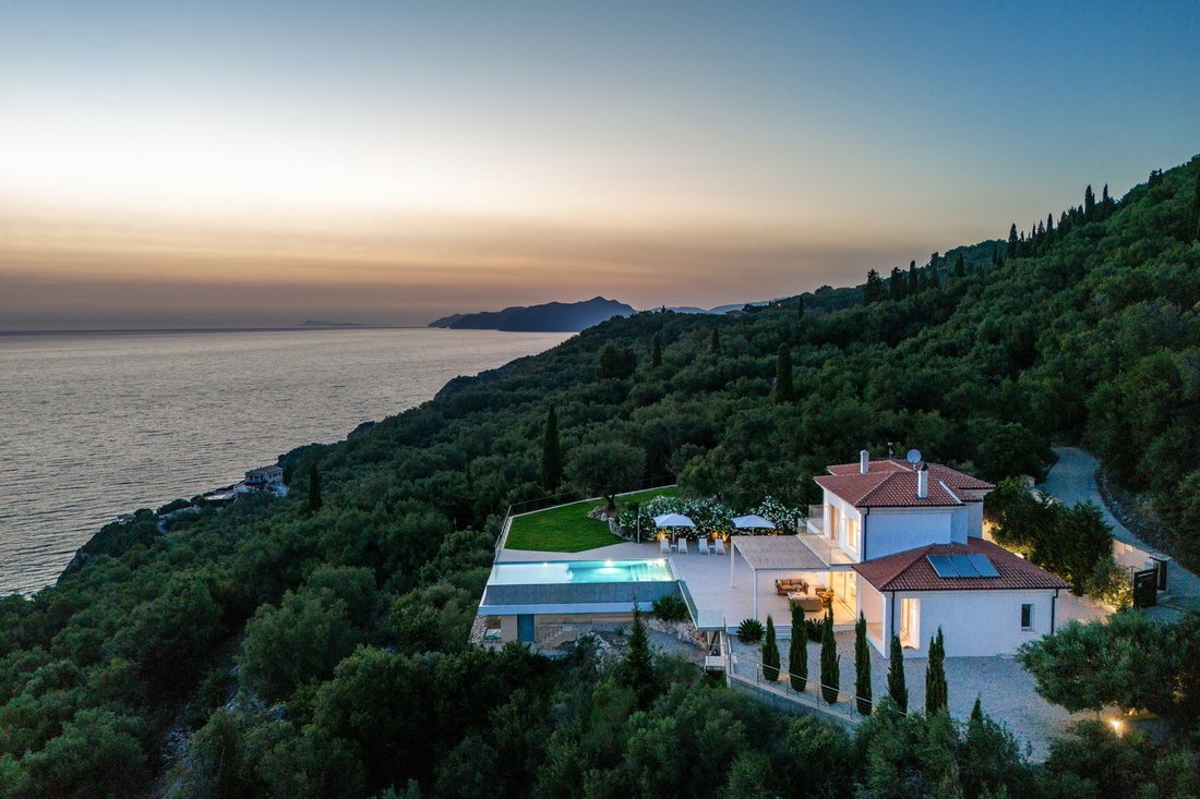 Villa in Corfu, Peloponnese, Western Greece and the Ionian, Greece 1 - 16769813