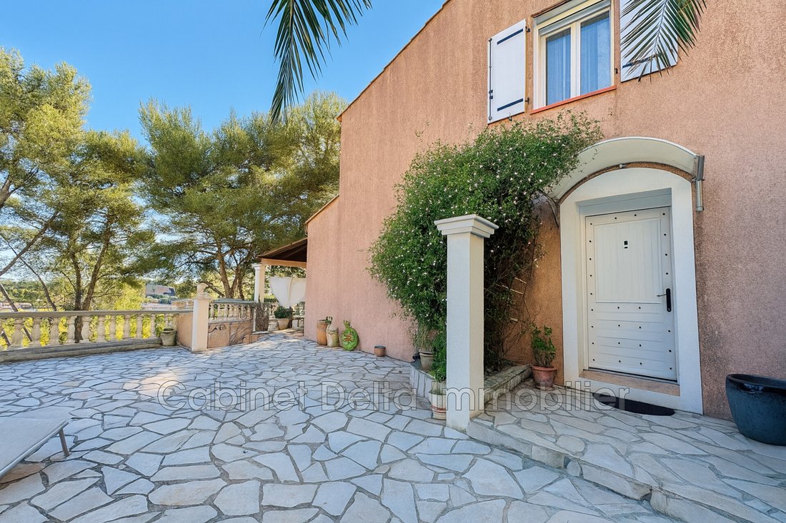 Villa in Centre Ouest, Ollioules, France 2 - 16474229