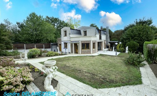 Magnificent Event Castle Hotel, Restaurant, Wedding, Seminar, Gite, Swimming Pool And Spa