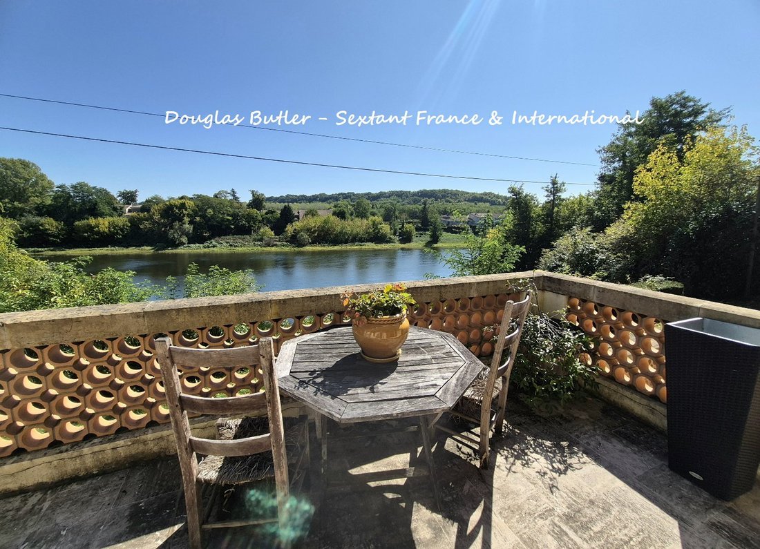 House in Sainte-Foy-la-Grande, Nouvelle-Aquitaine, France 1 - 16770197