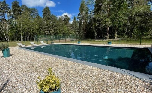 Castle for Sale in Salbris, Centre-Val de Loire, France - 5