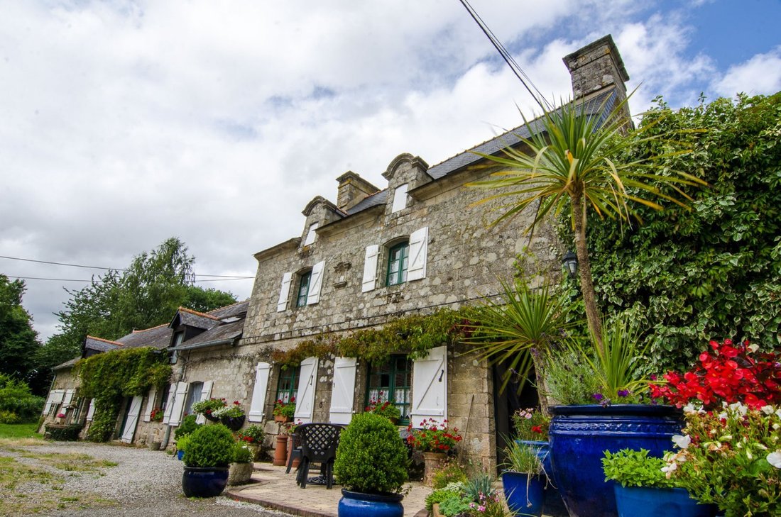 Estate in Mur-de-Bretagne, Guerledan, France 4 - 16769958