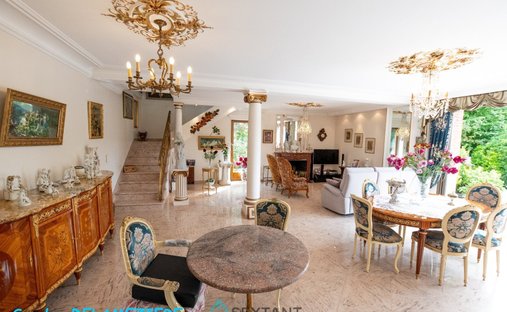 Magnificent Event Castle Hotel, Restaurant, Wedding, Seminar, Gite, Swimming Pool And Spa