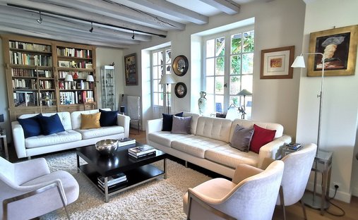 Castle for Sale in Amboise, Centre-Val de Loire, France