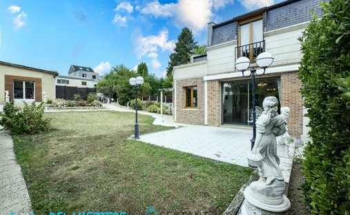 Magnificent Event Castle Hotel, Restaurant, Wedding, Seminar, Gite, Swimming Pool And Spa