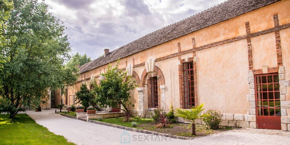 Estate in Fontainebleau, Ile-de-France, France 3 - 16769968