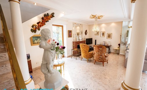 Magnificent Event Castle Hotel, Restaurant, Wedding, Seminar, Gite, Swimming Pool And Spa