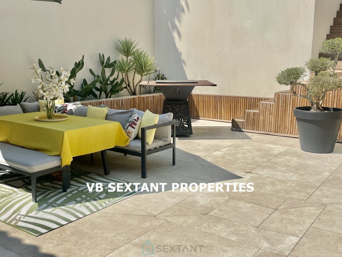 House in Saint-Caprais-de-Bordeaux, Nouvelle-Aquitaine, France 5 - 16770160