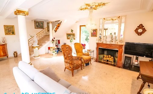 Magnificent Event Castle Hotel, Restaurant, Wedding, Seminar, Gite, Swimming Pool And Spa