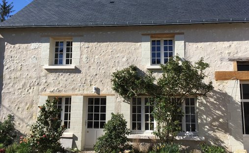 Castle for Sale in Amboise, Centre-Val de Loire, France