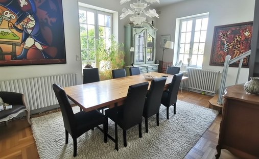 Castle for Sale in Amboise, Centre-Val de Loire, France