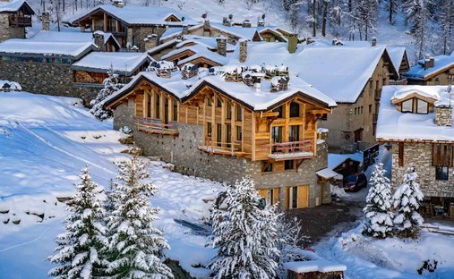 Chalet in Val-d'Isere, Auvergne-Rhône-Alpes, France 1