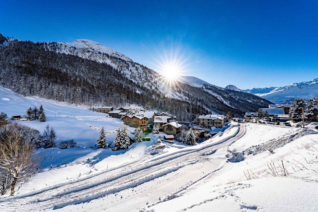 Chalet in Val-d'Isere, Auvergne-Rhône-Alpes, France 4 - 16770628