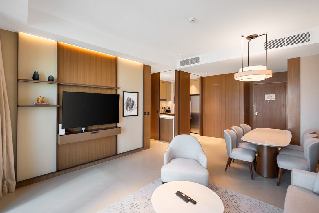 Apartment in Burj Khalifa Lake, Downtown Dubai, Dubai 4 - 16770656