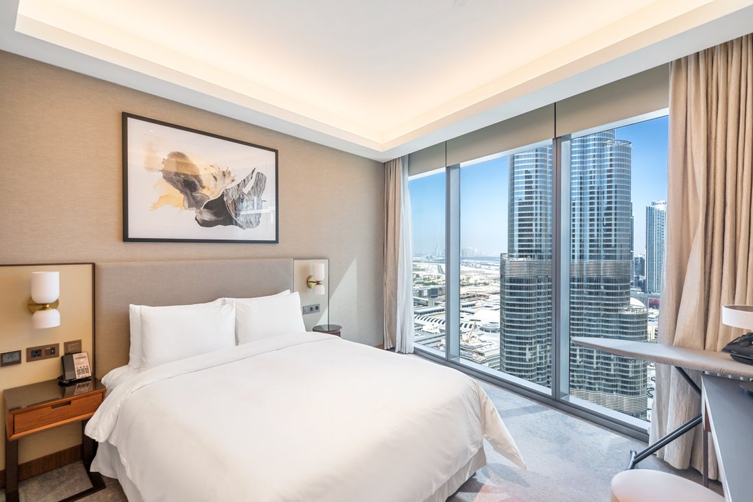 Apartment in Burj Khalifa Lake, Downtown Dubai, Dubai 3 - 16770656