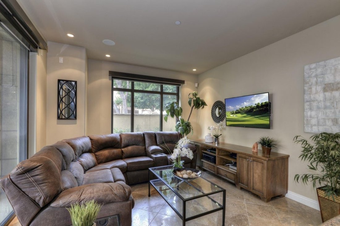 Condo in Scottsdale, Arizona, United States 5 - 16770795