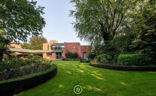 Villa in Izegem, Flanders, Belgium 1