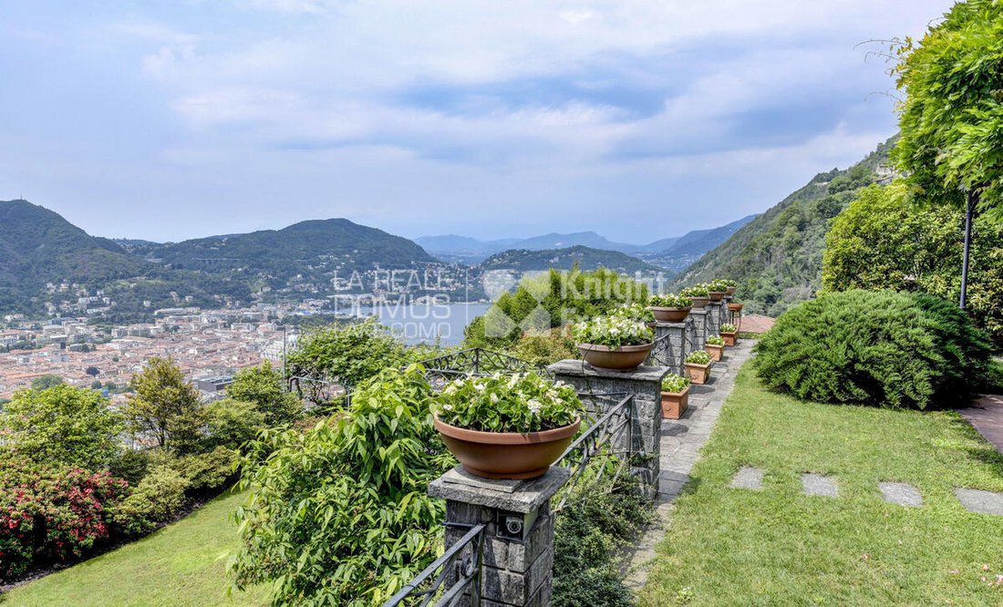 Villa in Garzola-Civiglio, Como, Lombardy 2 - 16770897