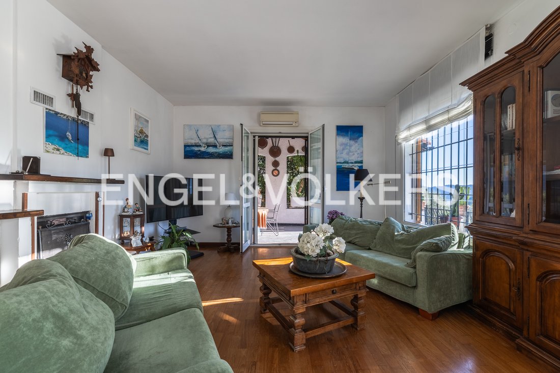 Villa à Colline Centrale, Alassio, Ligurie 4 - 16770889