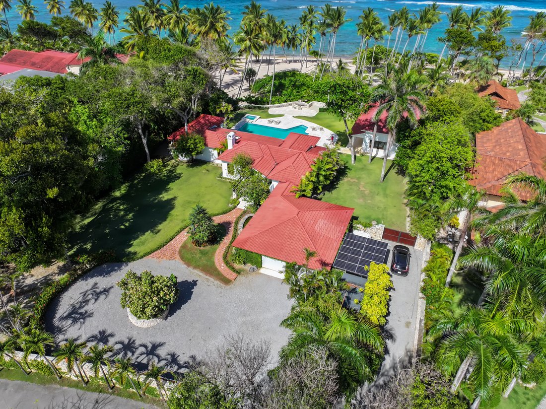 Villa in Cabrera, María Trinidad Sánchez Province, Dominican Republic 2 - 16772467