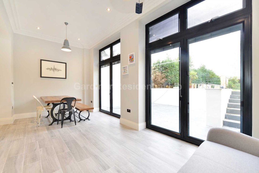 Apartment in Ealing (London Borough of Ealing), Ealing, England 5 - 16772457