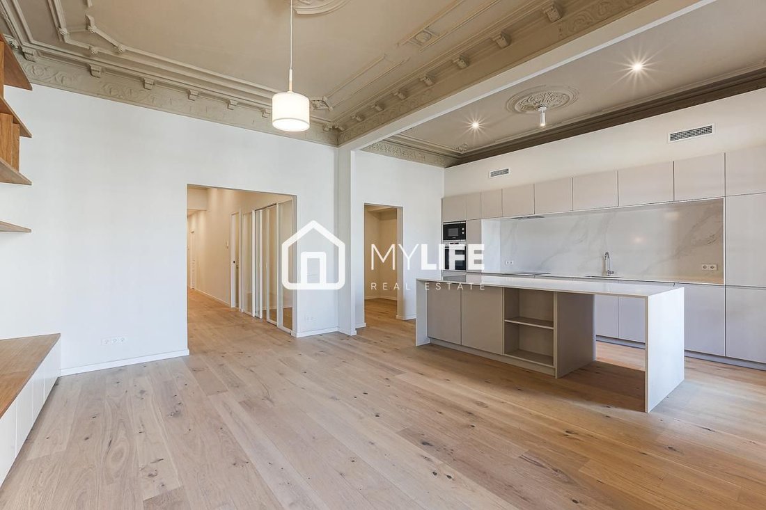Apartment in Eixample, Barcelona, Spain 1 - 16333175