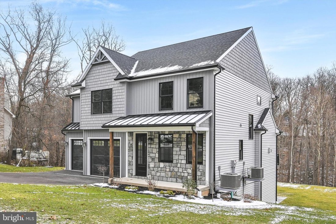 House in New Cumberland, Pennsylvania, United States 3 - 16665260