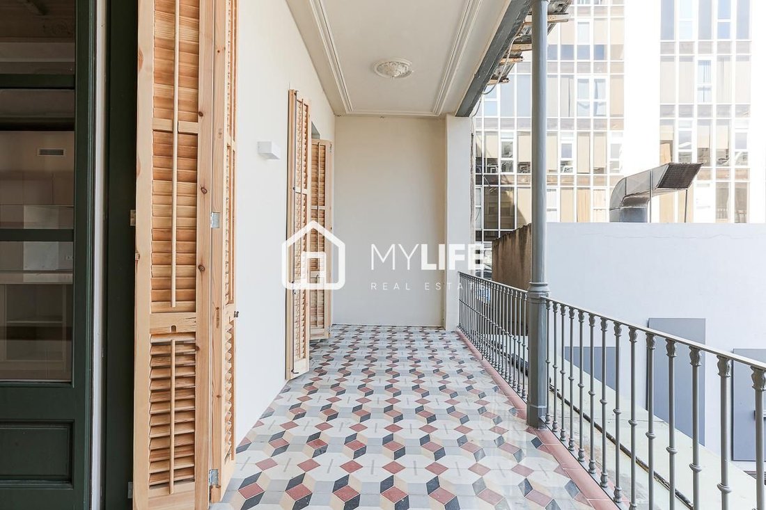 Apartment in Eixample, Barcelona, Spain 4 - 16333175