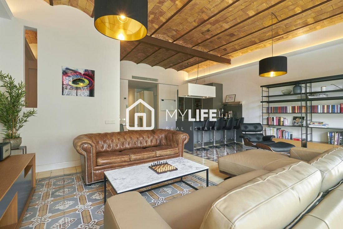 Apartment in Eixample, Barcelona, Spain 2 - 15233553