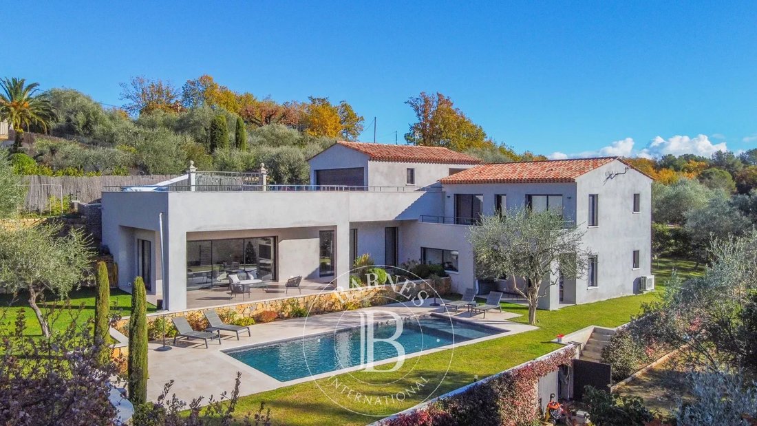 Villa in Le Rouret, Provence-Alpes-Côte d'Azur, France 5 - 16771285