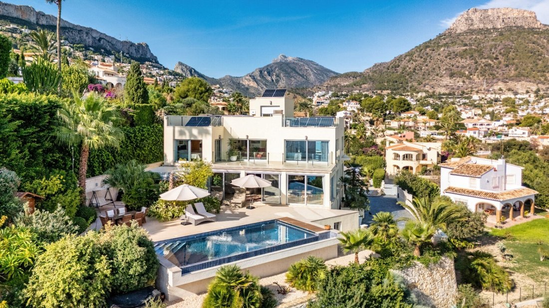 Villa in Calp / Calpe, Valencian Community, Spain 2 - 16771651