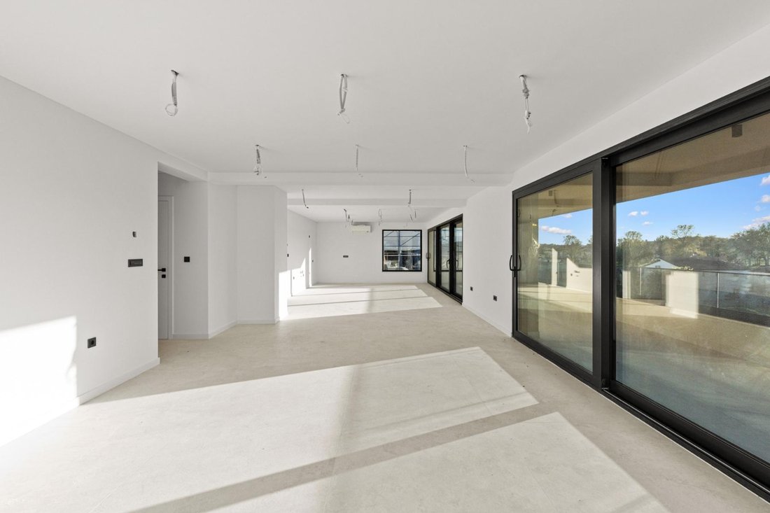 Apartment in Vrvari, Istria County, Croatia 5 - 15208036