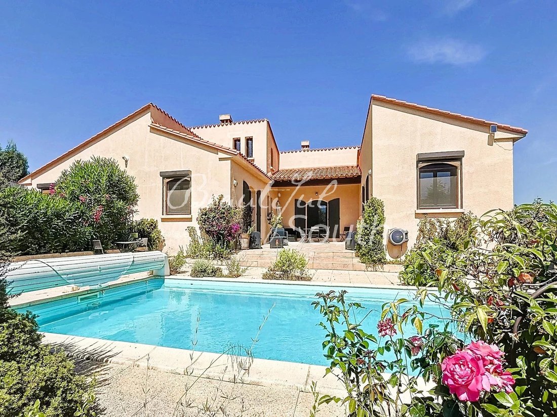 Villa in Montesquieu-des-Alberes, Occitania, France 1 - 14418172