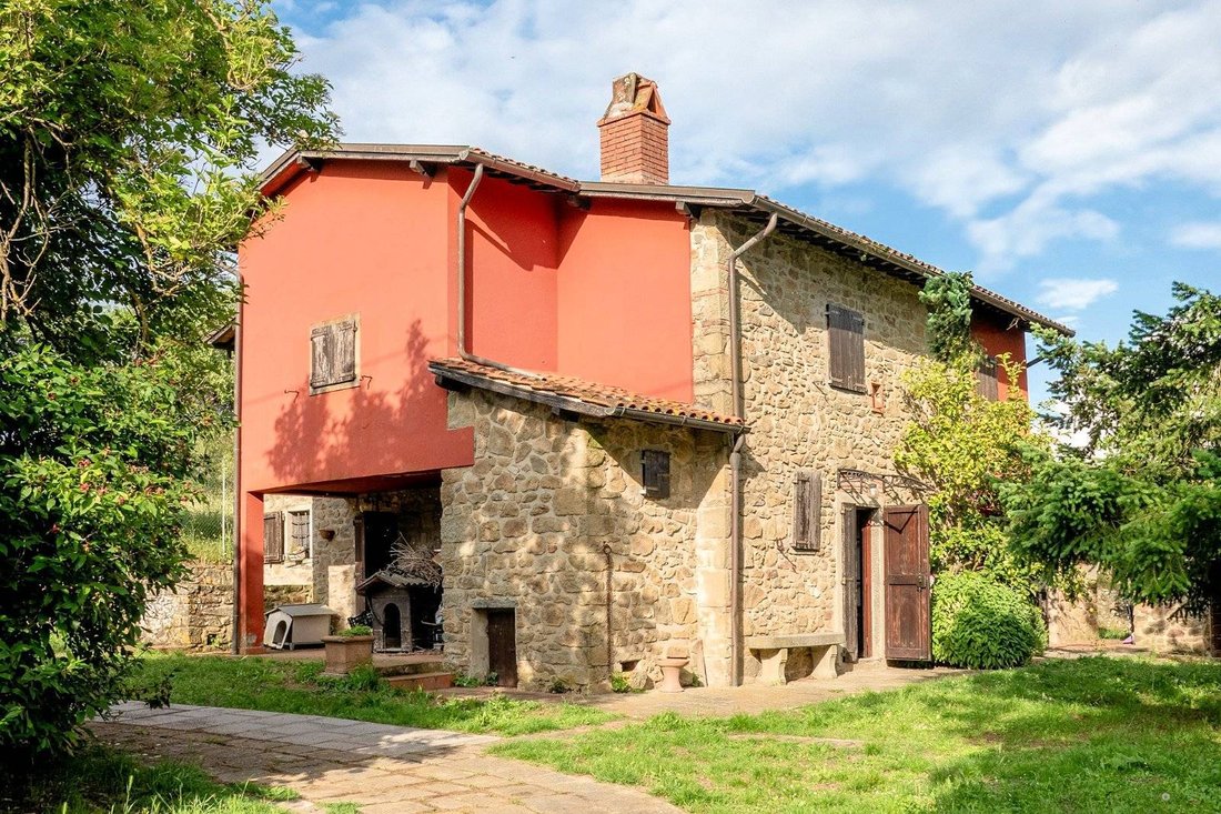 Country House in Uzzano, Tuscany, Italy 2 - 16773460