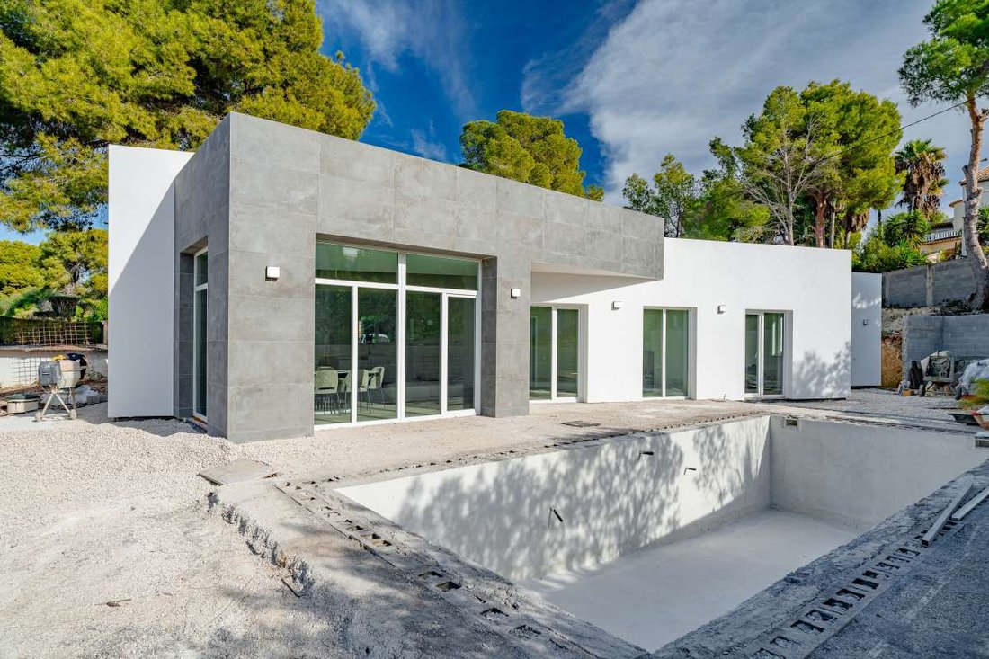 House in Calp / Calpe, Valencian Community, Spain 2 - 16707171