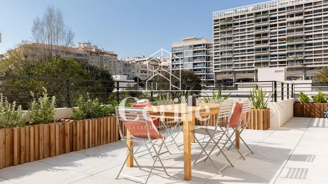 Apartment in Périer, 8e Arrondissement, Marseille 5 - 16771367