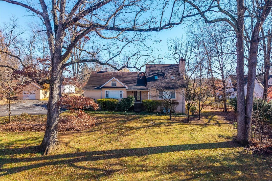 House in Crozet, Virginia, United States 5 - 16772053
