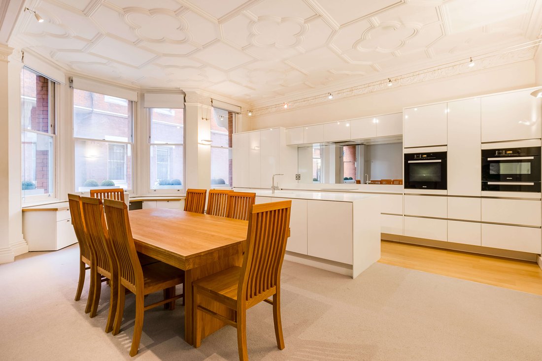 Townhouse in Campden Hill, Kensington And Chelsea, England 4 - 16772582