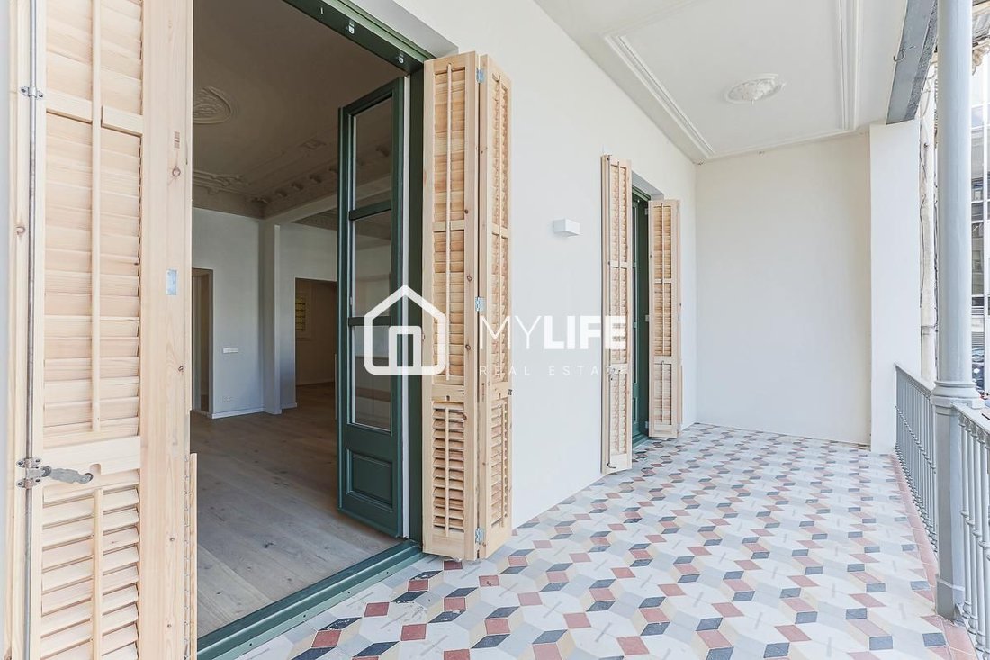 Apartment in Eixample, Barcelona, Spain 3 - 16333175