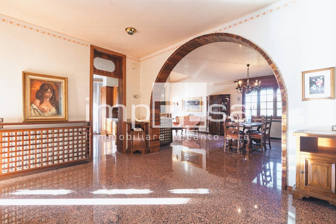 Villa in San Biagio di Callalta, Veneto, Italy 4 - 16773462