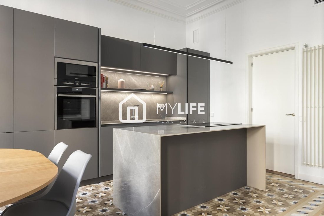 Apartment in Eixample, Barcelona, Spain 5 - 15233554
