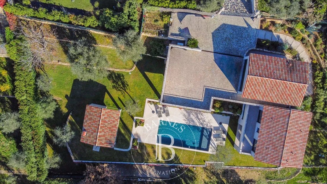 Villa in Le Rouret, Provence-Alpes-Côte d'Azur, France 3 - 16771285