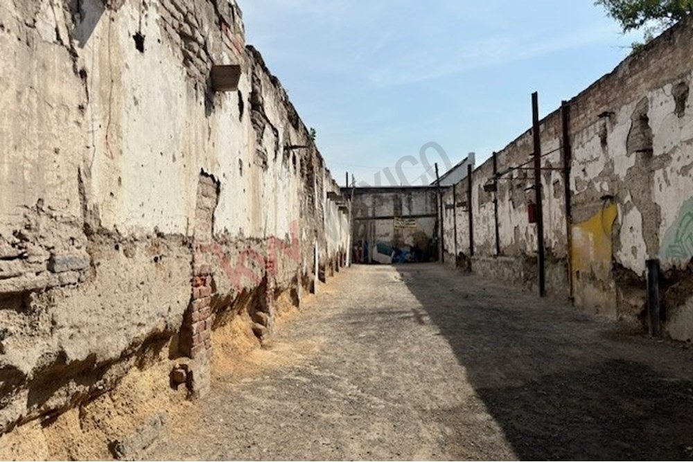 Land in Santa Catarina Yecahuitzotl, Mexico City, Mexico 2 - 16773692