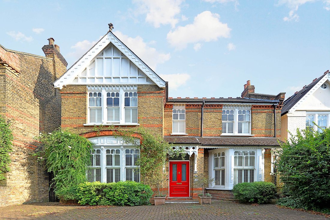 House in Ealing (London Borough of Ealing), Ealing, England 1 - 16772400