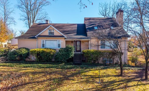 House in Crozet, Virginia, United States 1